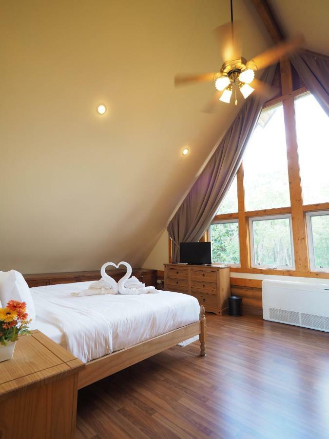 Toscana Log Home Ban Nong Rua Exteriér fotografie